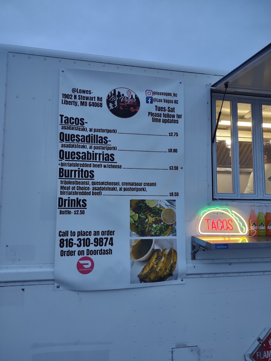 Los Vagos KC menu board