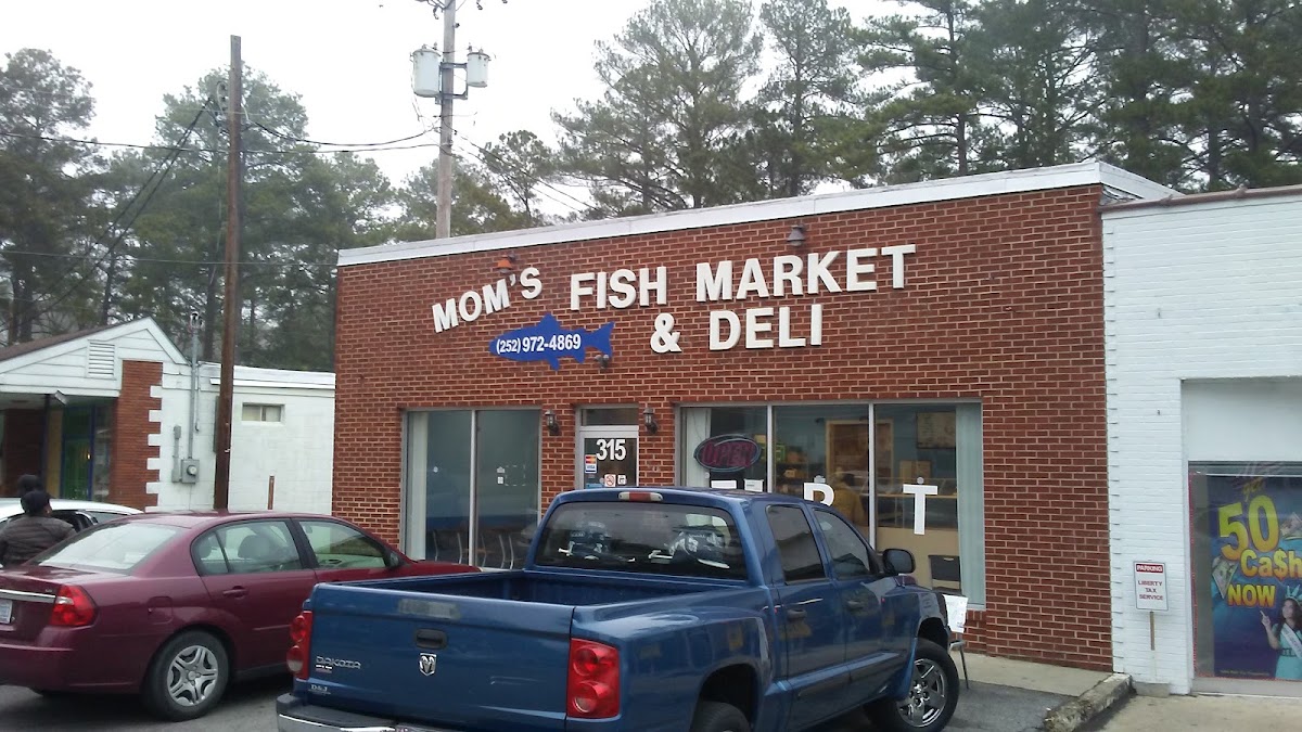 Mom's Fish Market & Deli