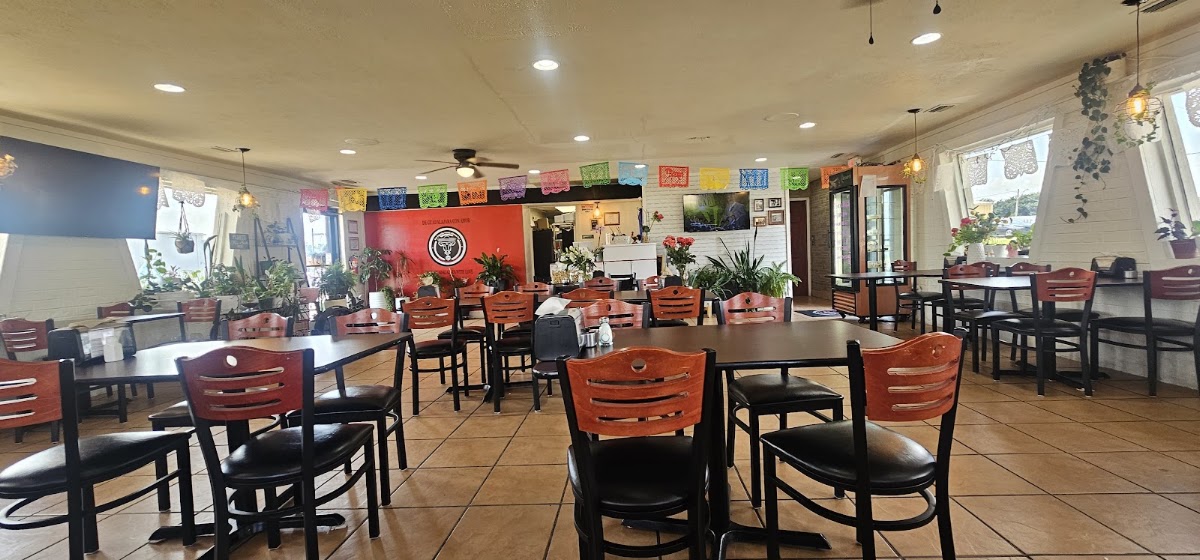 Las Tapatias Family Kitchen Inc
