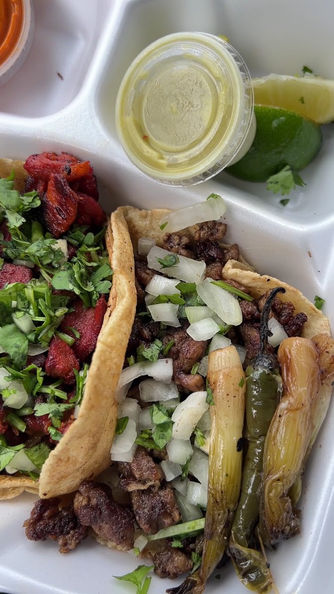 Taqueria Los 3 Molcajetes