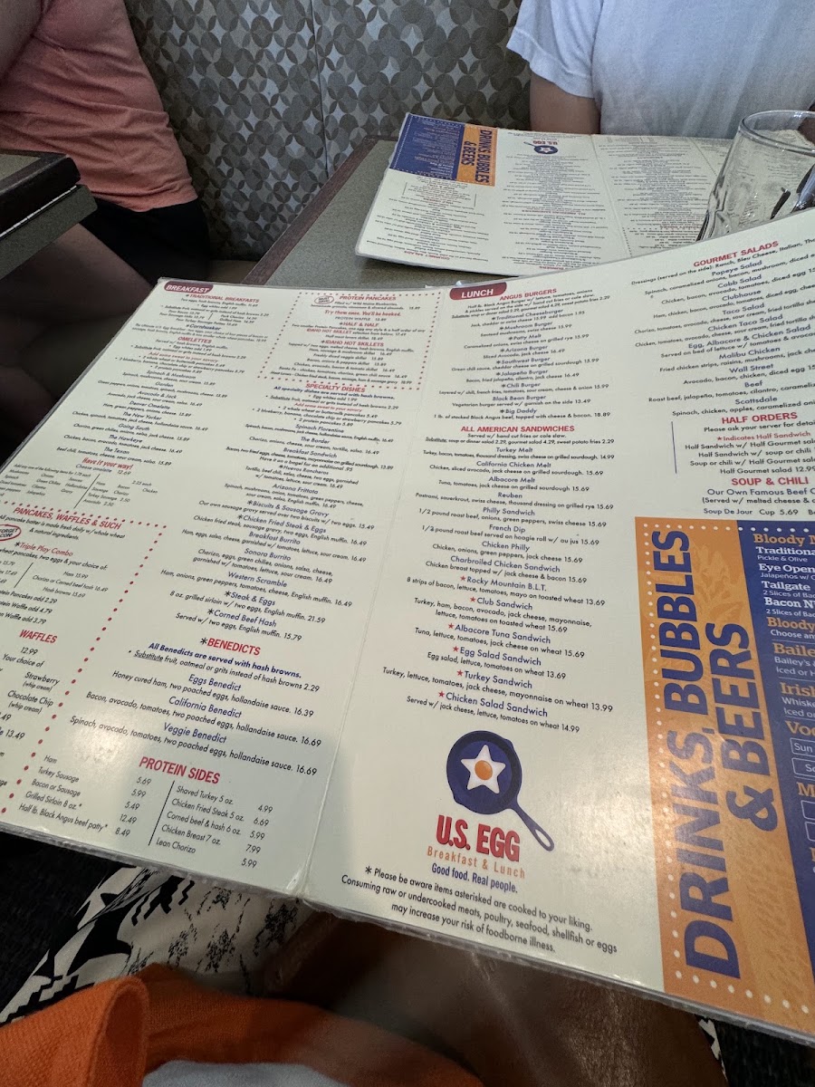 US Egg Breakfast and Lunch Restaurant menu board