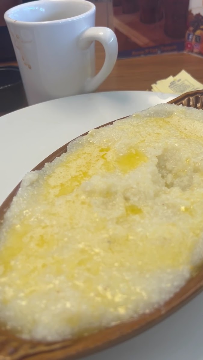 US Egg Breakfast and Lunch Restaurant