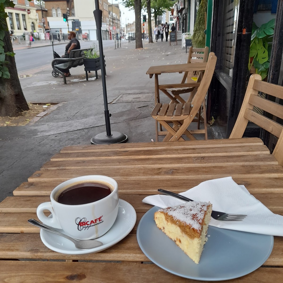 Cafe Terra & Deli
