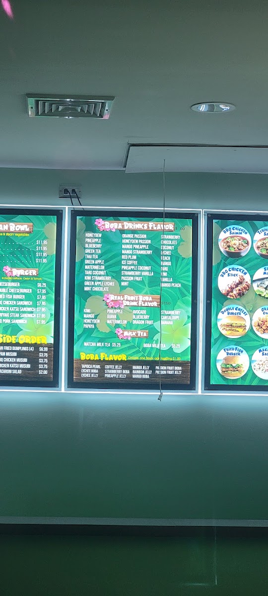 Kaua’i Boba & Barbeque menu board