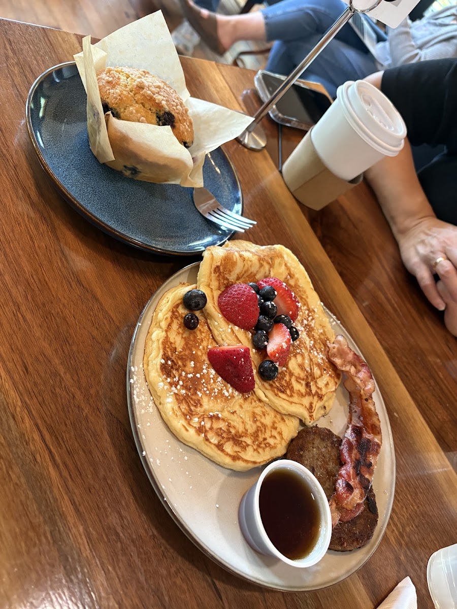 Morning Fog Coffee & Eats