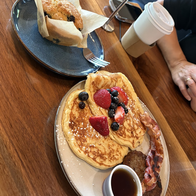 Pancakes with Berries