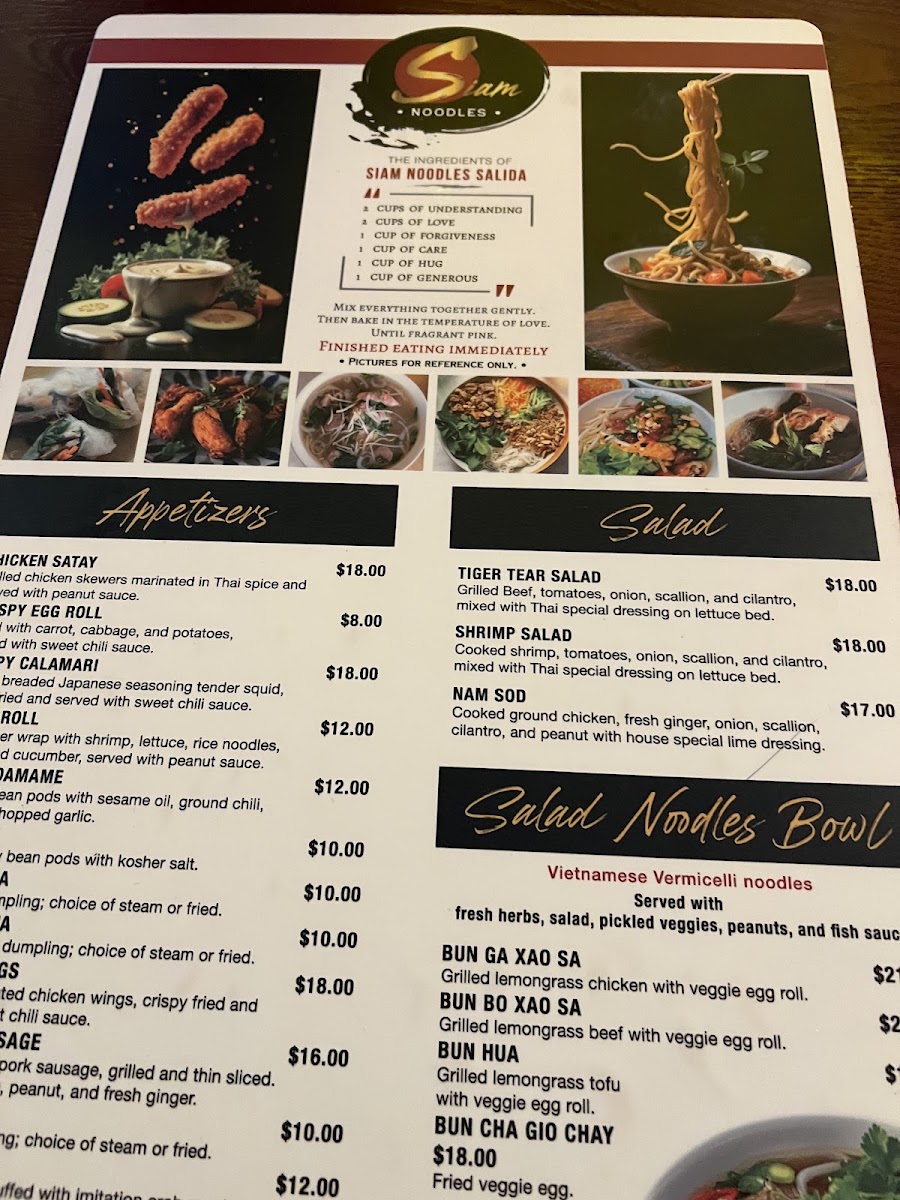 Siam Noodles Salida menu board