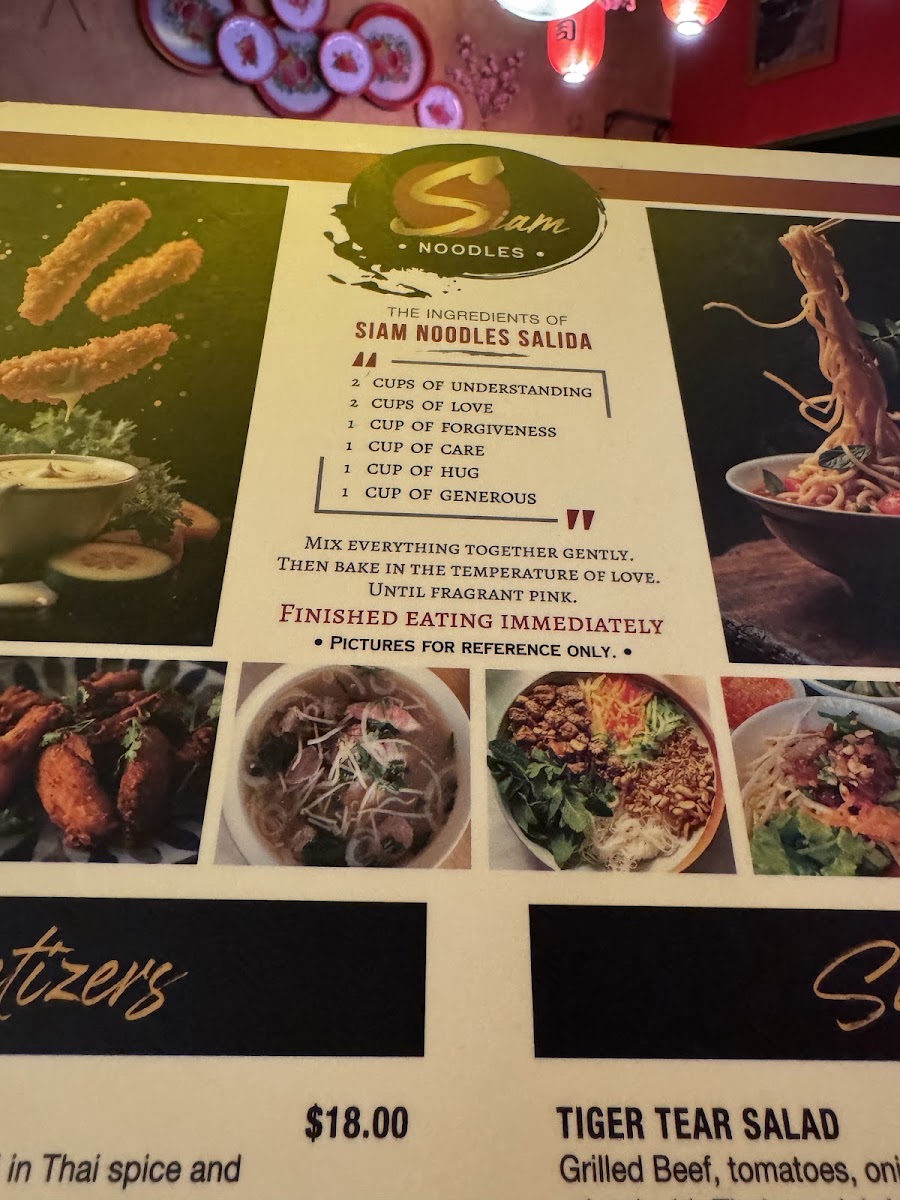 Siam Noodles Salida menu board