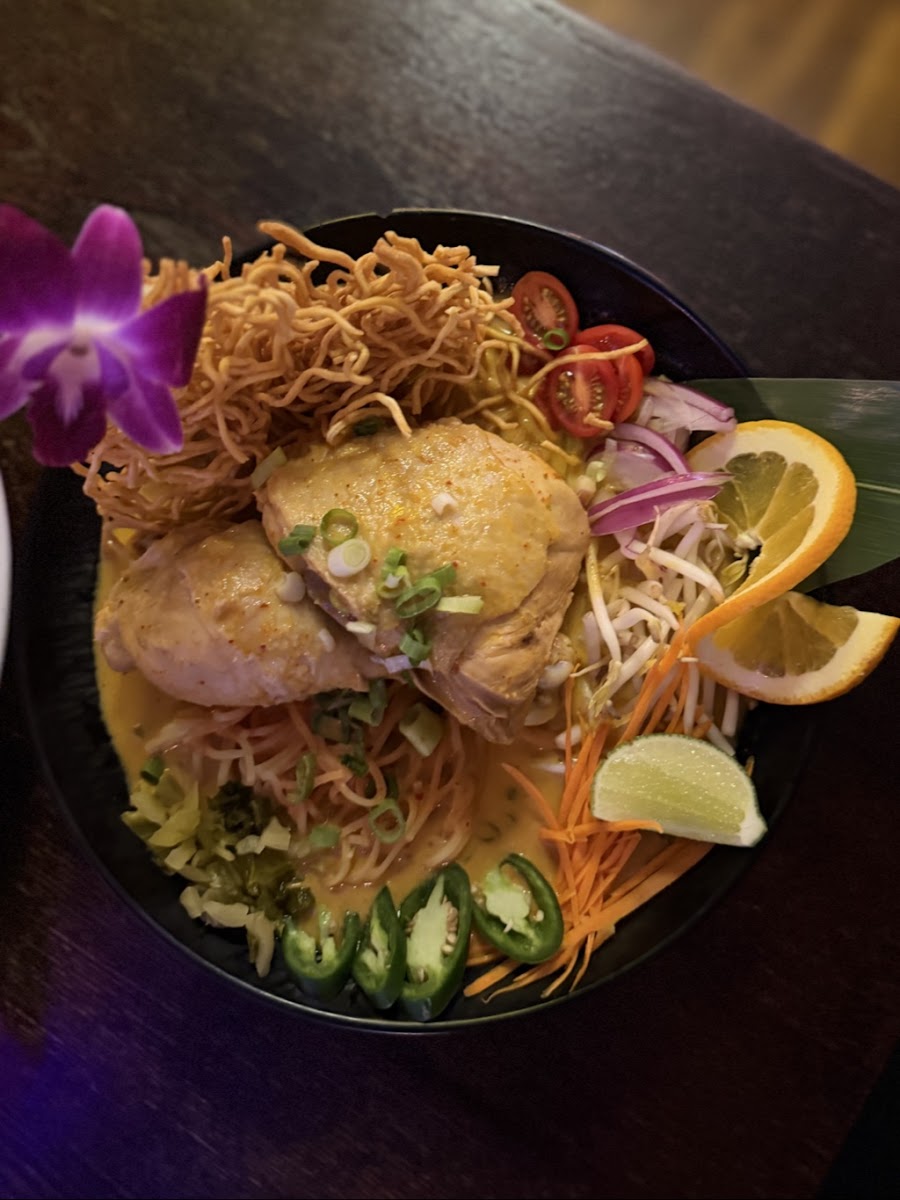 Siam Noodles Salida