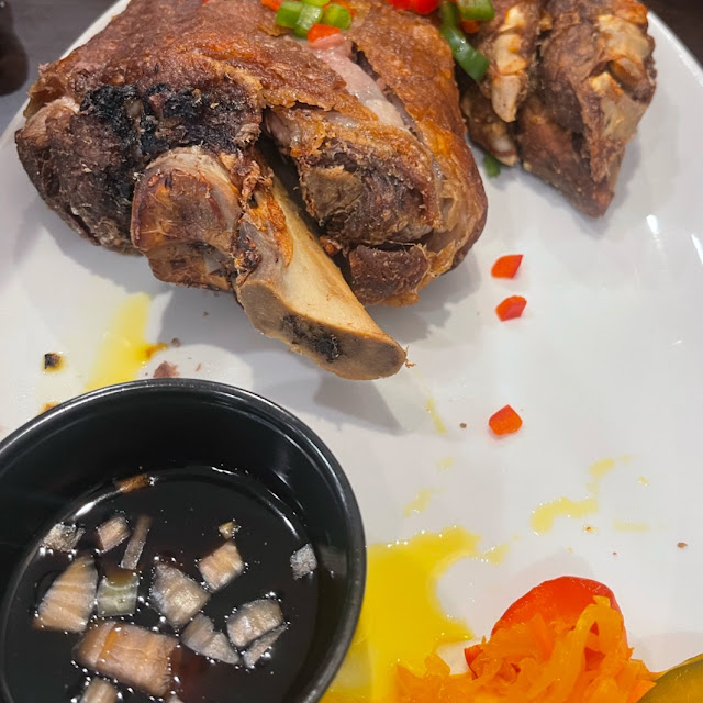 Crispy Pata