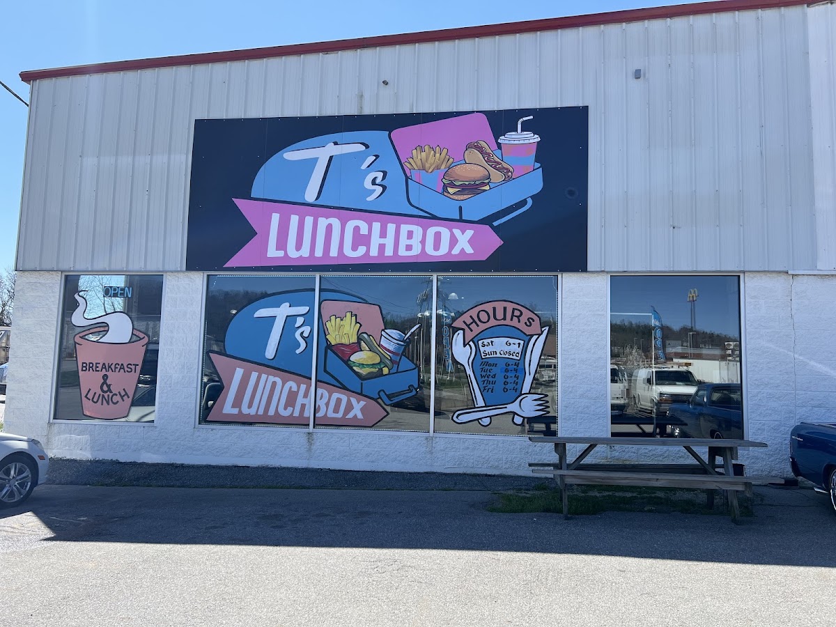 T's Lunchbox