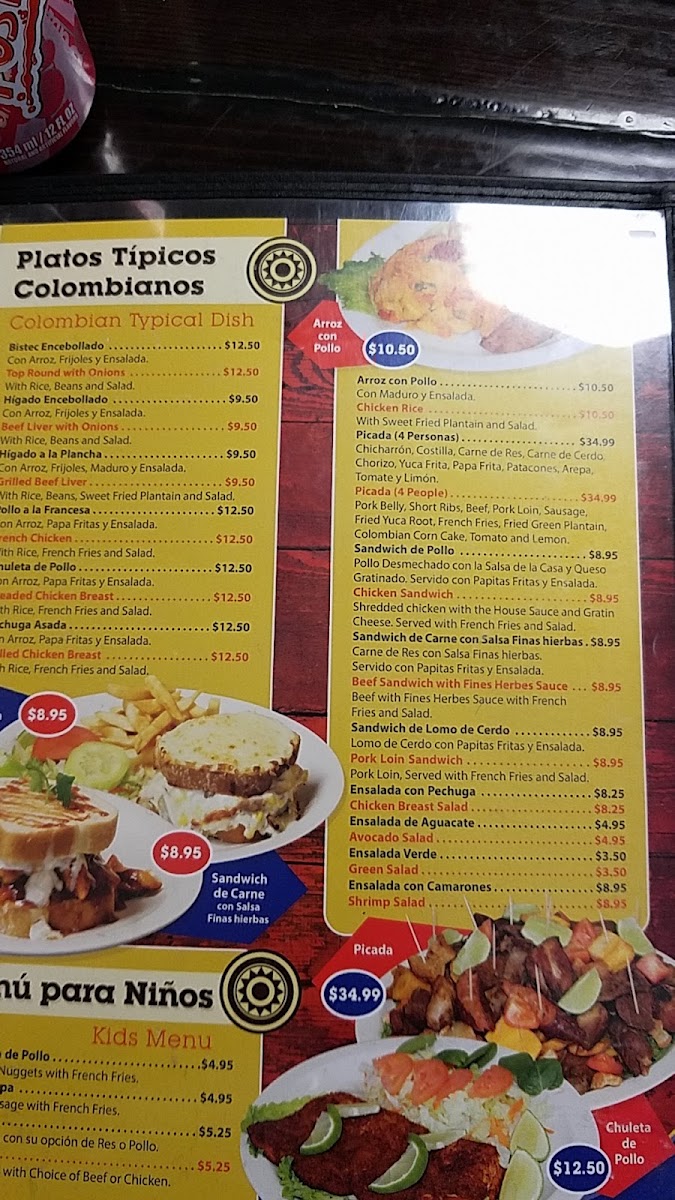 Restaurante Colombiano san niño pelon menu board