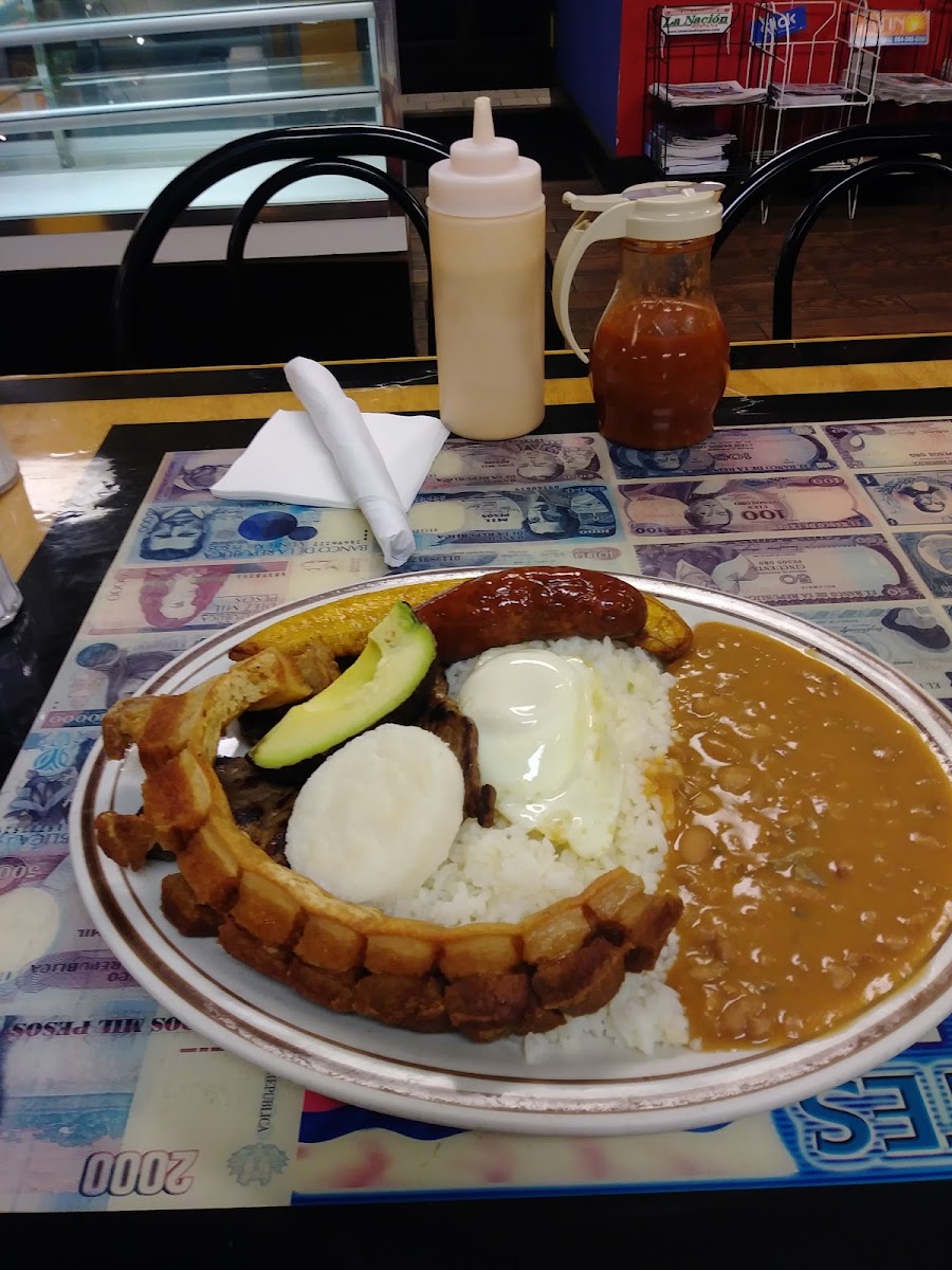 Restaurante Colombiano san niño pelon