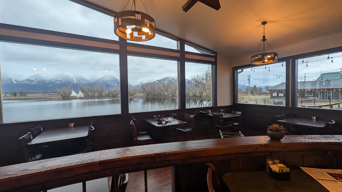 Ninepipes Lodge Restaurant