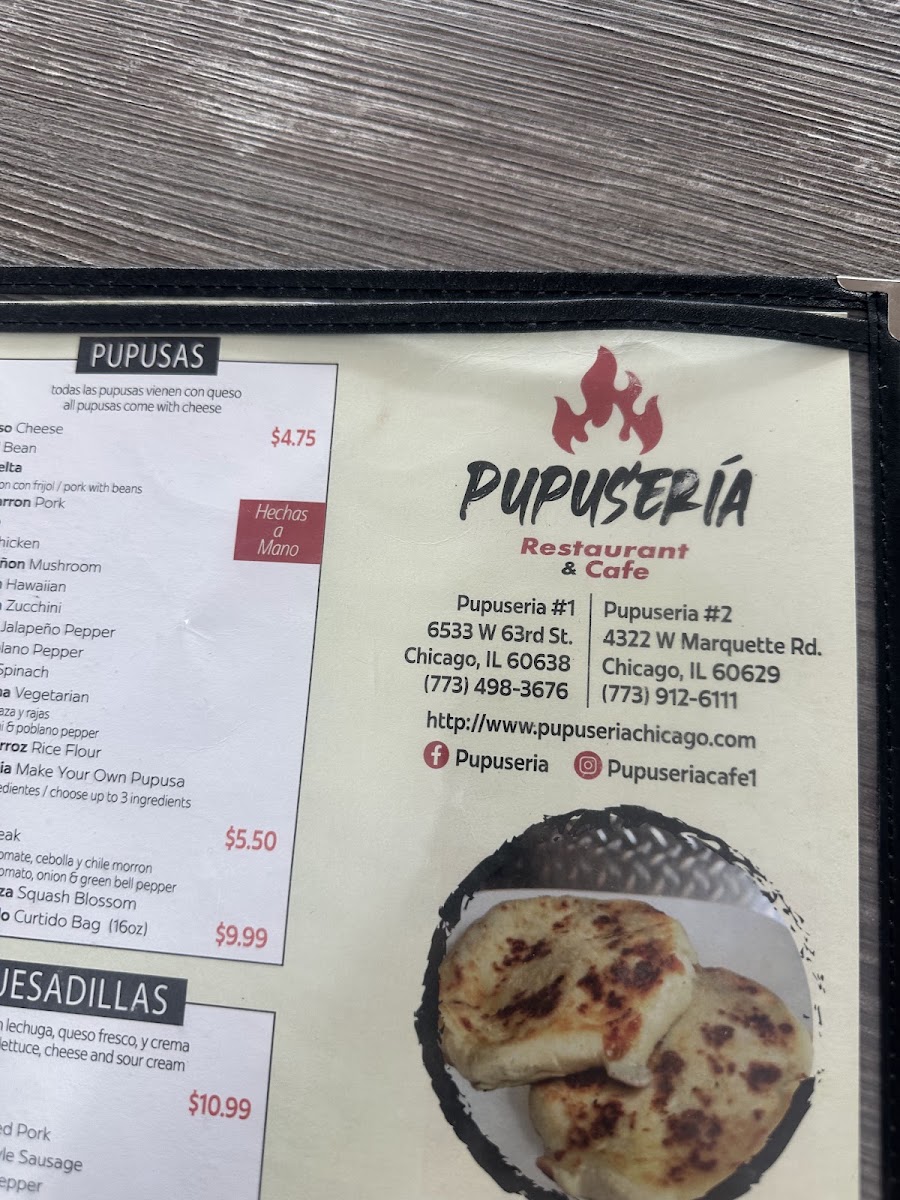 Pupuseria Café #2 menu board