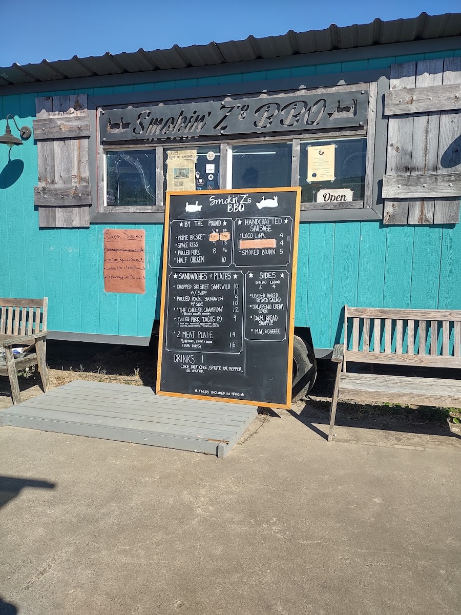Smokin' Z's BBQ & Kraft Kitchen menu board
