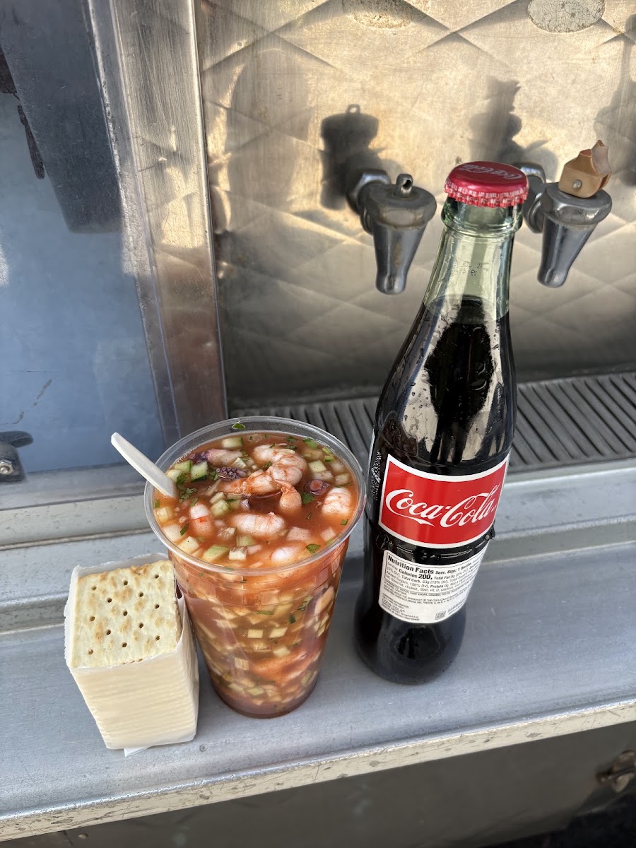 Mariscos El Tiburon - Lunch Wagon