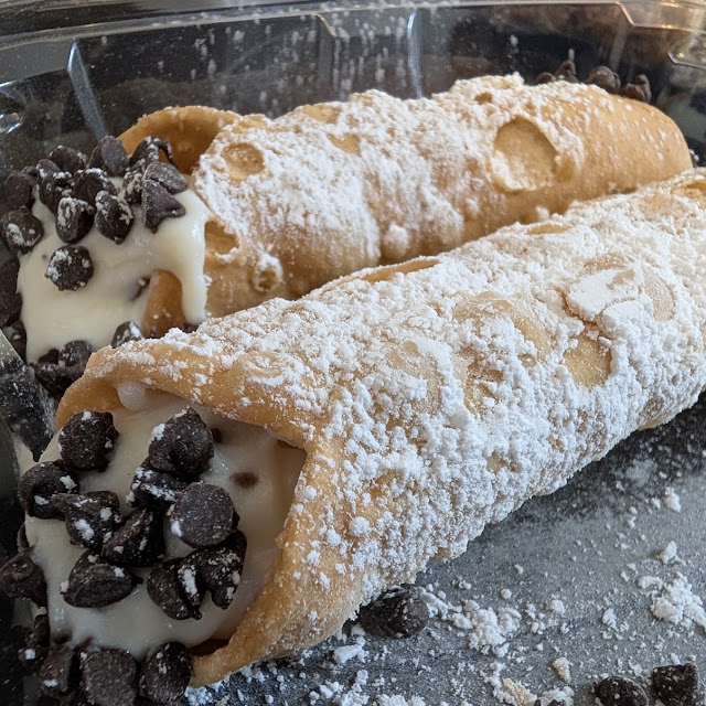 Cannolis