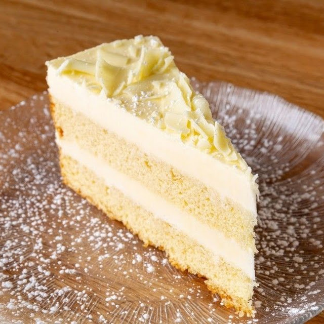 Lemon Mascarpone Cake
