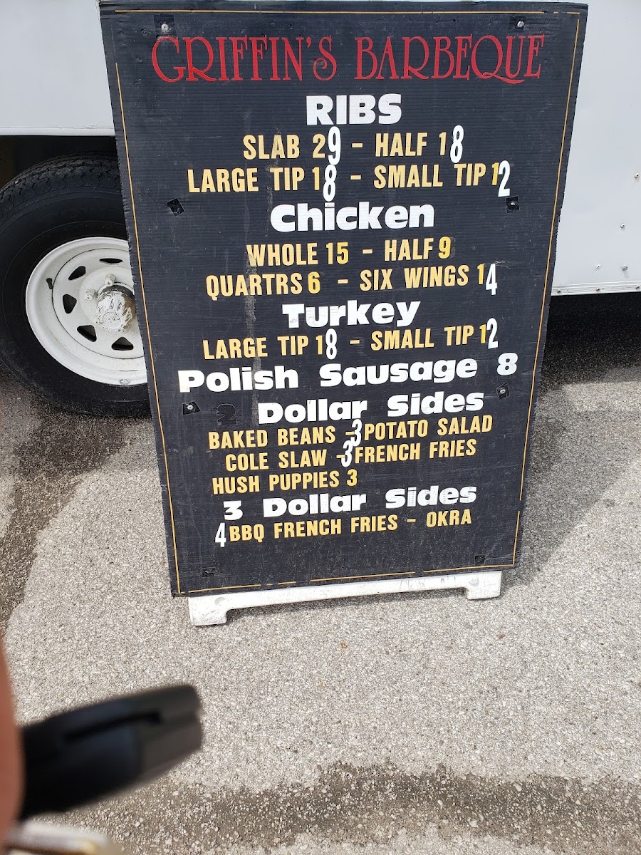 Griffins Barbeque menu board