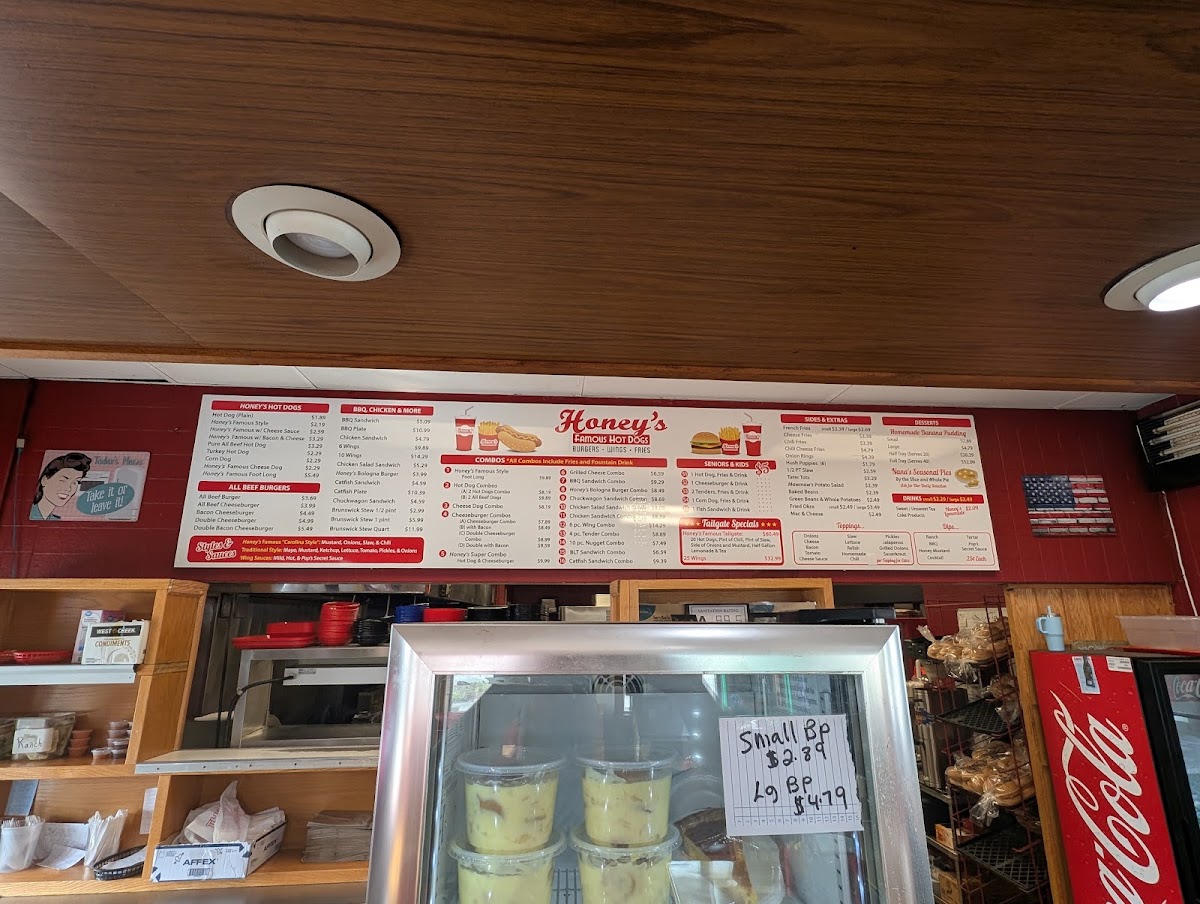 Honey’s Famous Hotdogs menu board