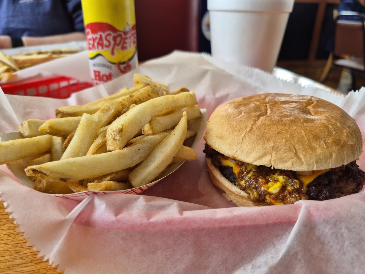 Honey’s Famous Hotdogs