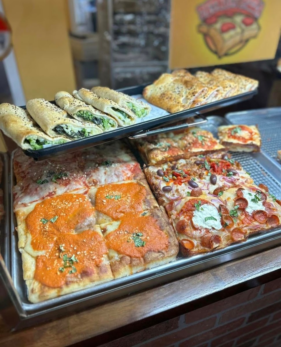 VERDELAGO'S PIZZERIA