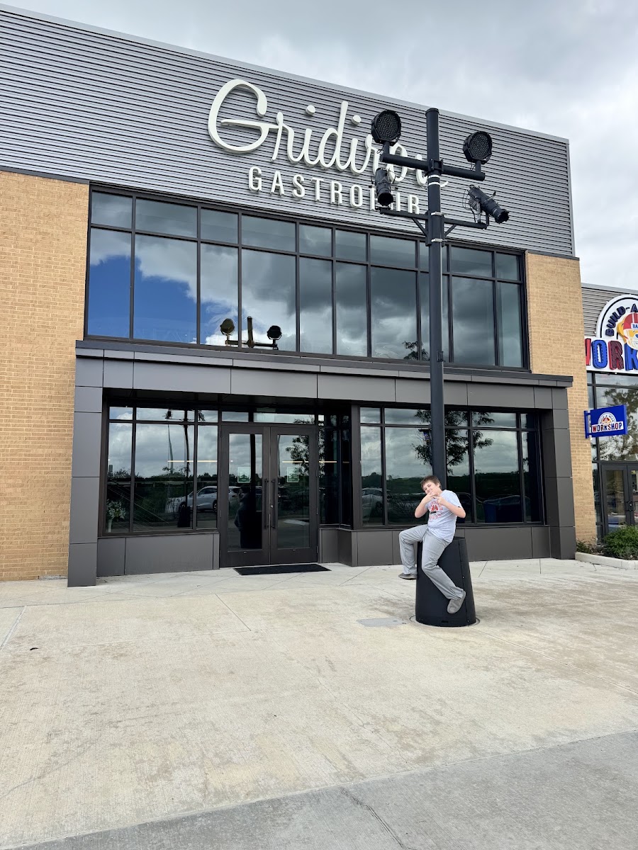 Gridiron Gastropub