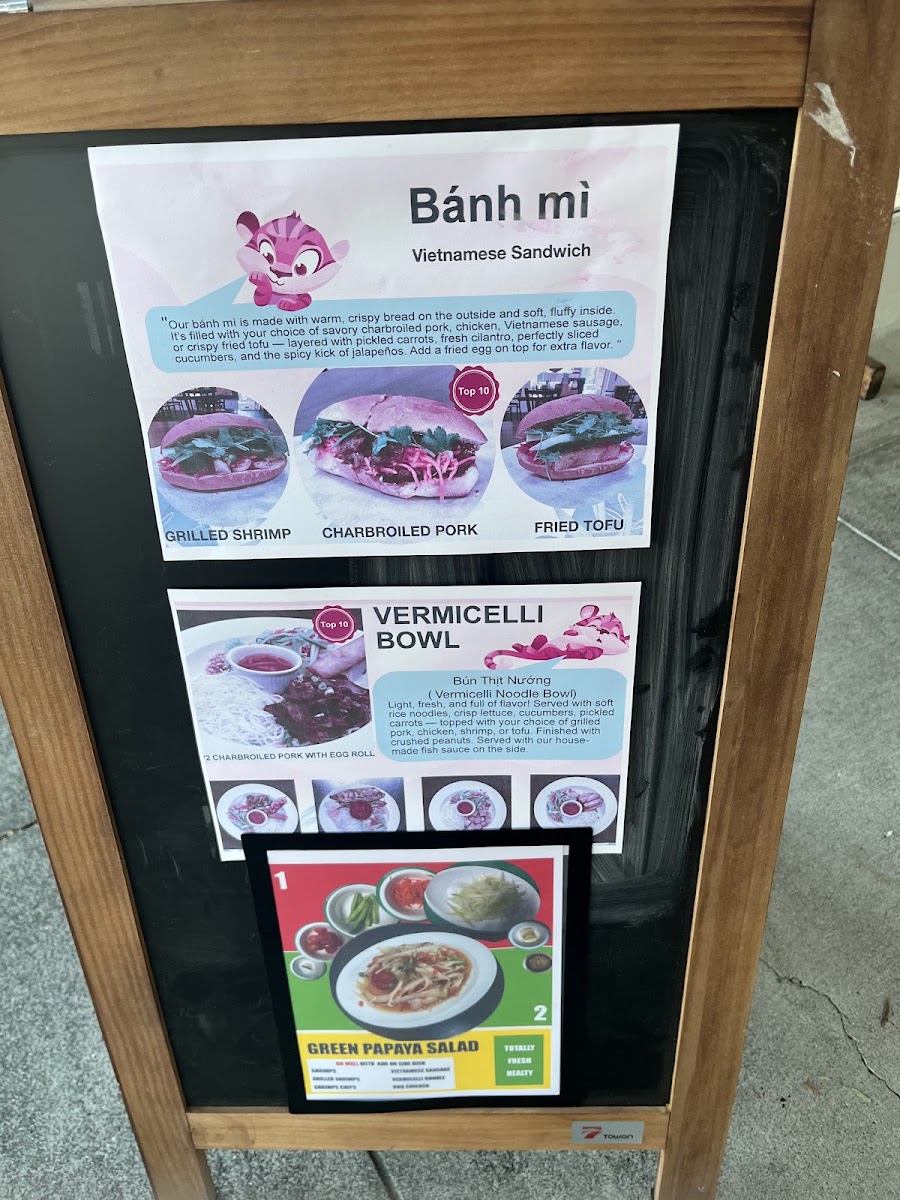 Pho Vy menu board