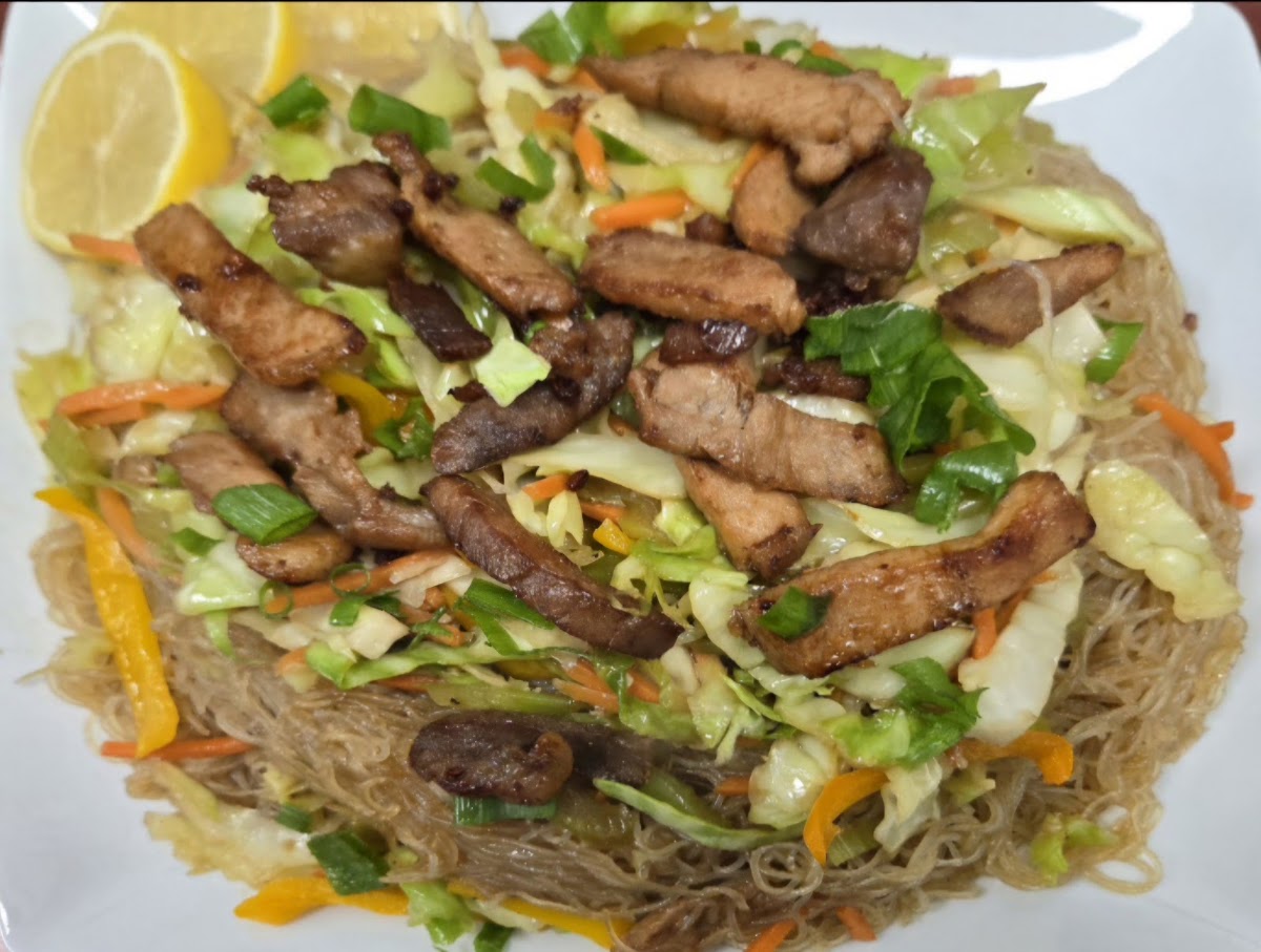 MAE’S FILIPINO BUFFET/CATERING