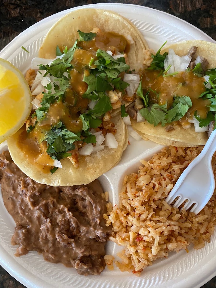 Amigos | Restaurant & Sports Bar
