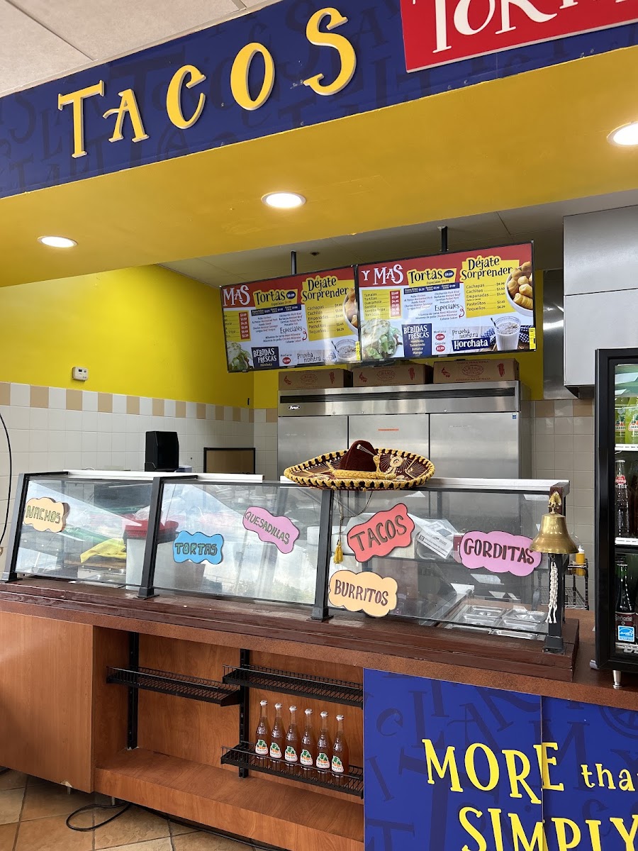 Tacos Tortillas Y Mas