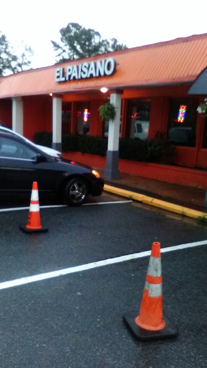 El Paisano Restaurante
