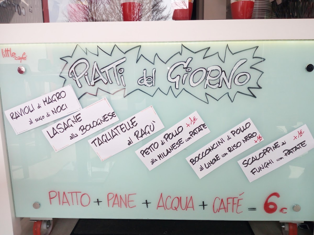 Little Cafè menu board