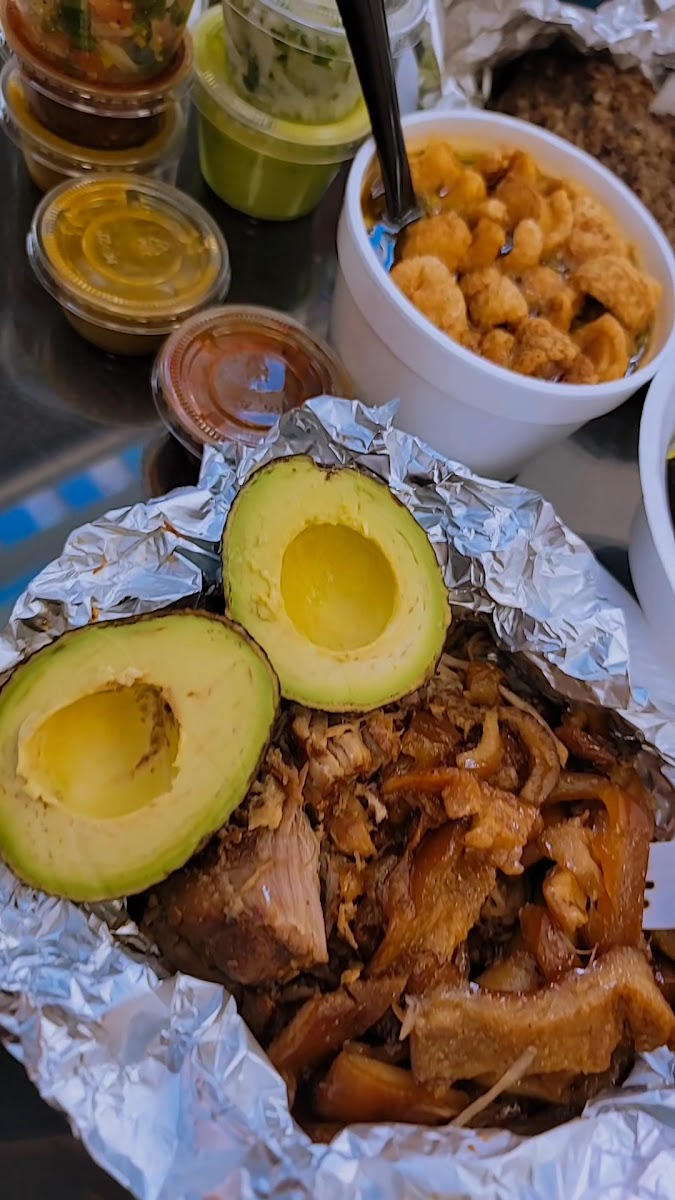 Carnitas Michoacan & Finisima Barbacoa