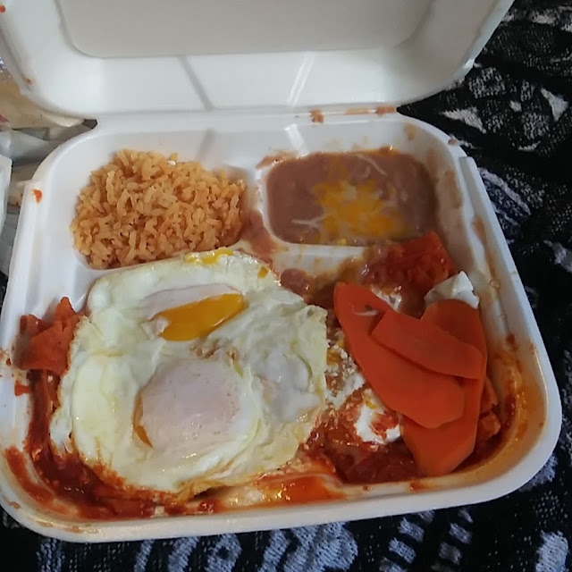 Chilaquiles Con Huevo