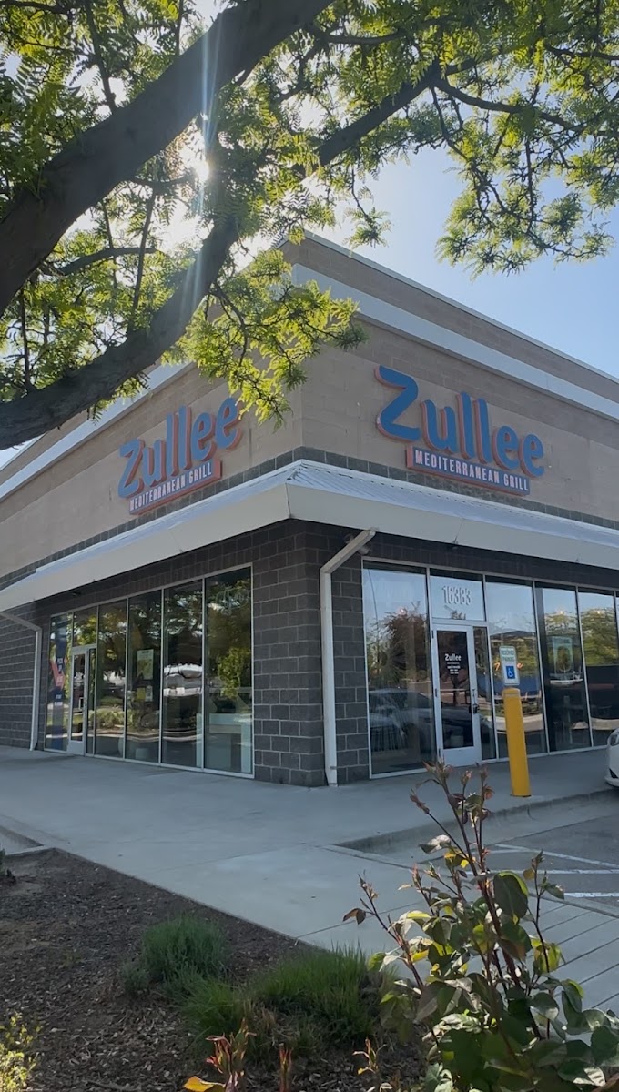 Zullee | Mediterranean Grill