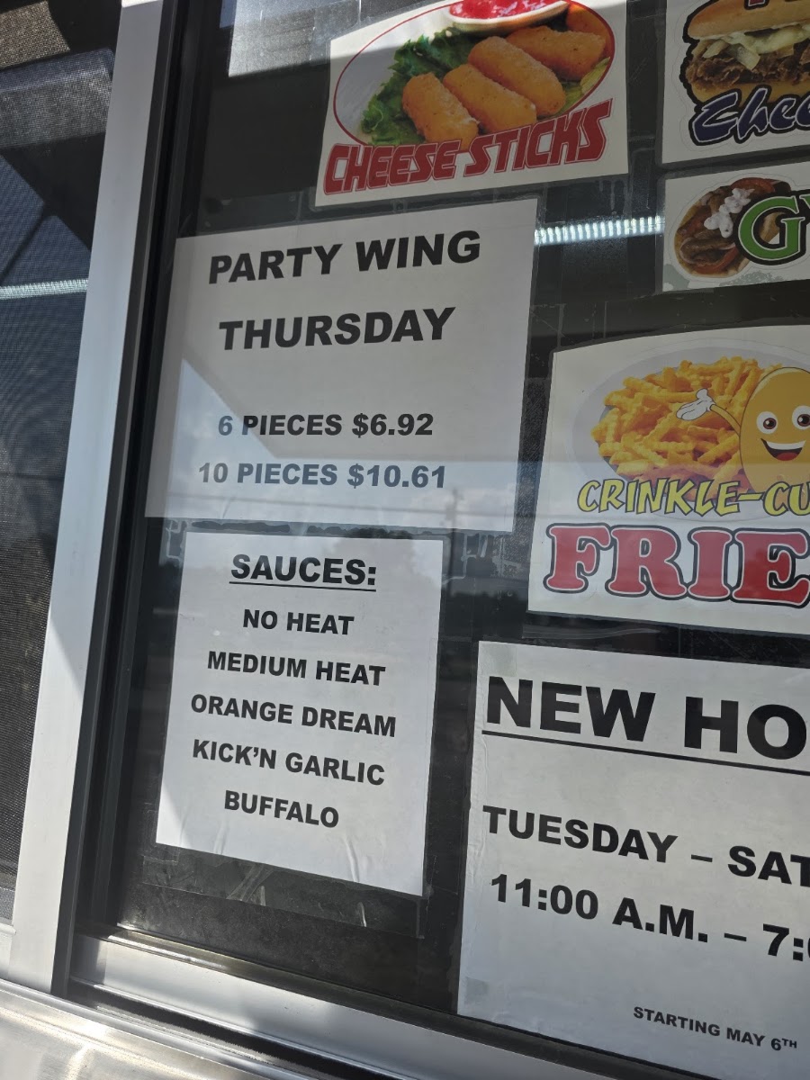 Cunningham's Grill menu board