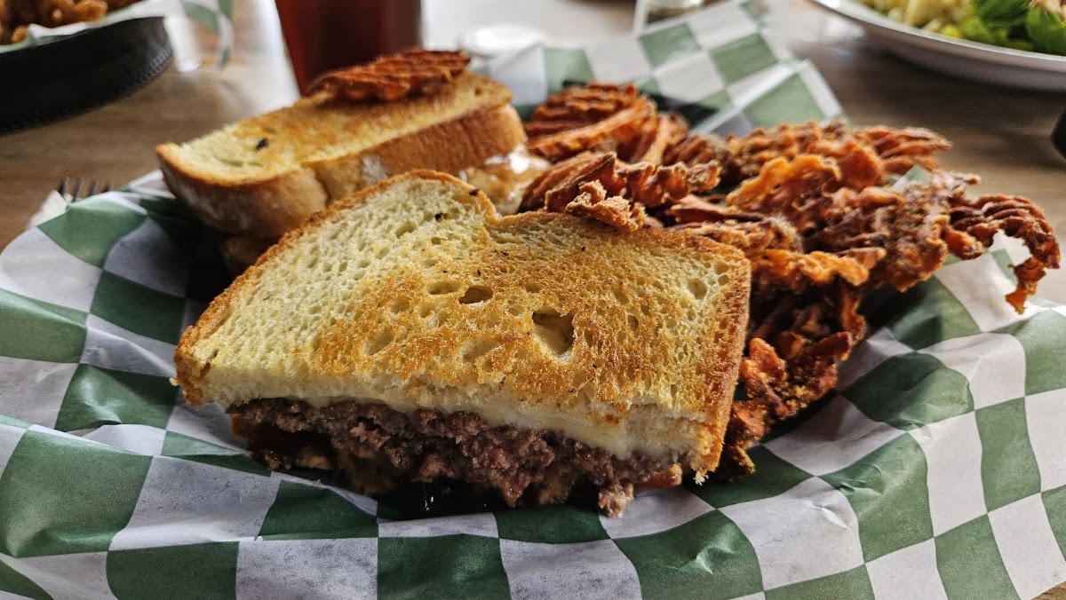 Quonset Tavern By The Green