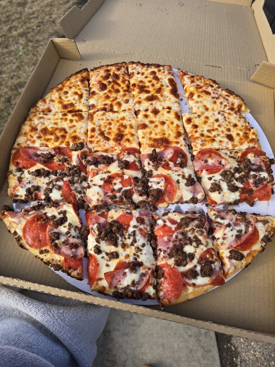 Garbonzo's Pizza and Arcade