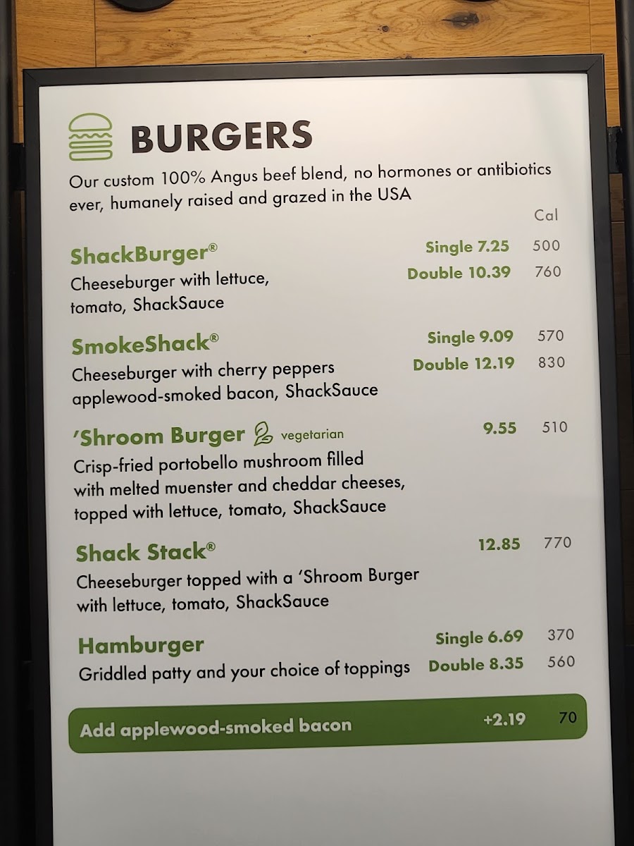 Shake Shack Minneapolis-St Paul Airport menu board