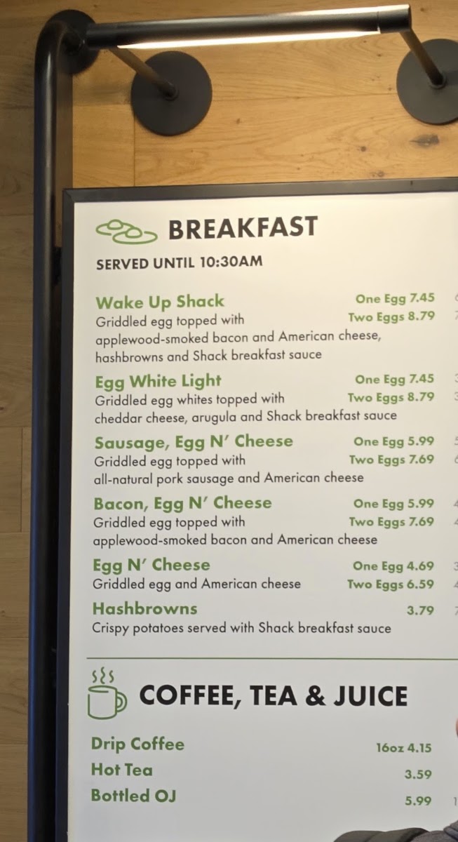 Shake Shack Minneapolis-St Paul Airport menu board