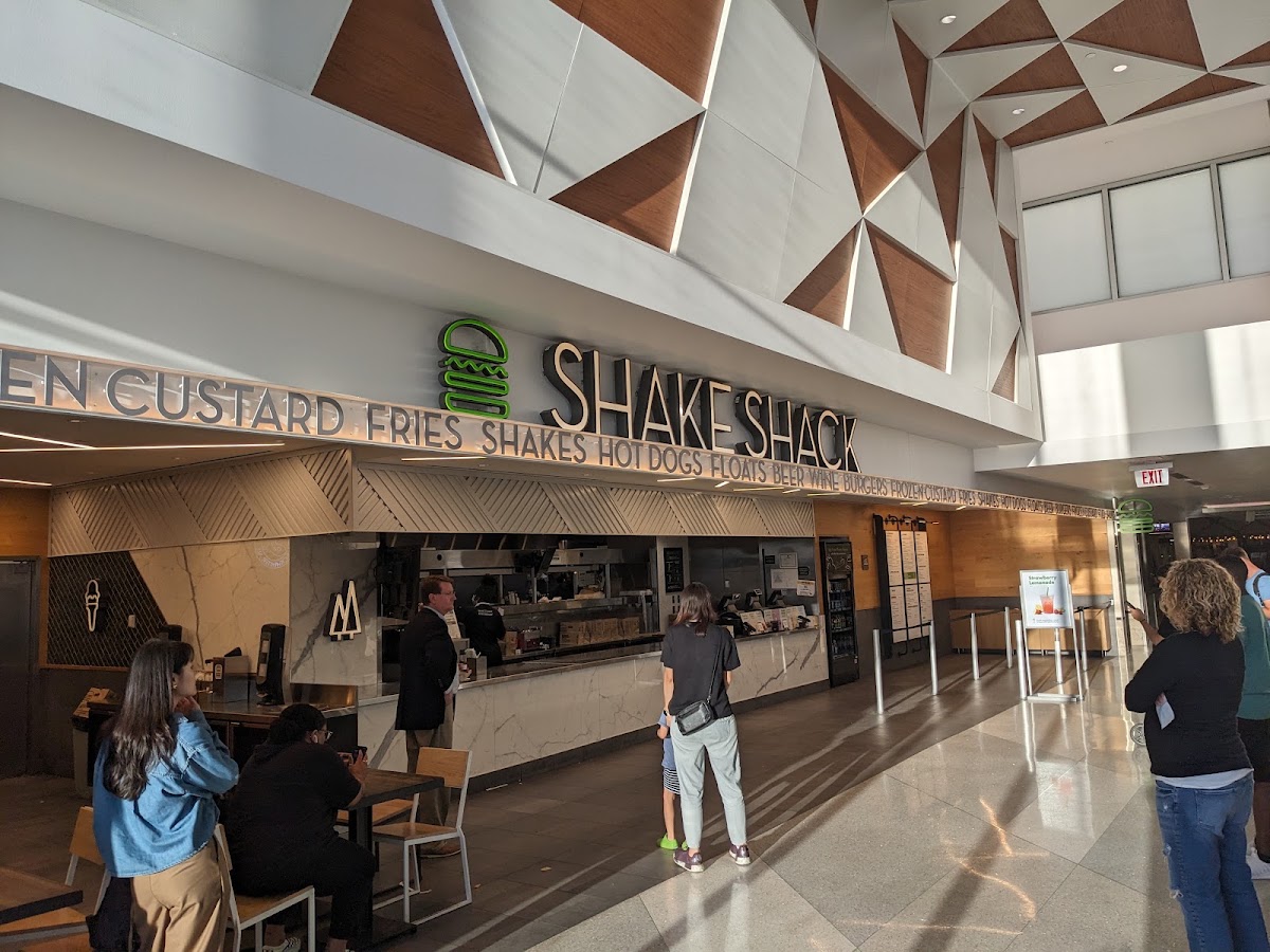 Shake Shack Minneapolis-St Paul Airport