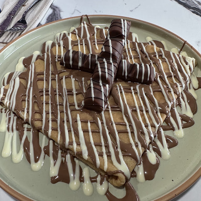 Crepe with Chocolate Swirl
