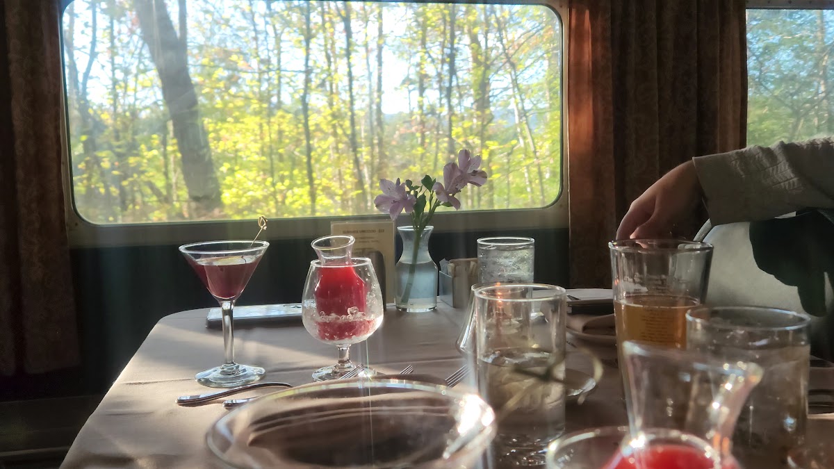 Cafe Lafayette Dinner Train & Depot