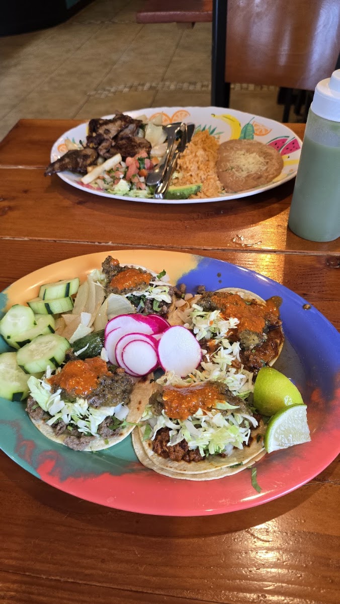 Los Nopales | Mexican