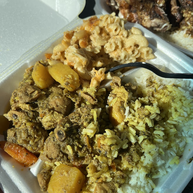 Curry Chicken with Mac N Cheese