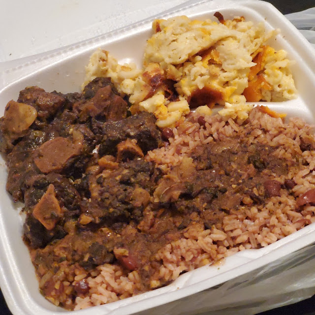 Oxtail with Rice and Peas