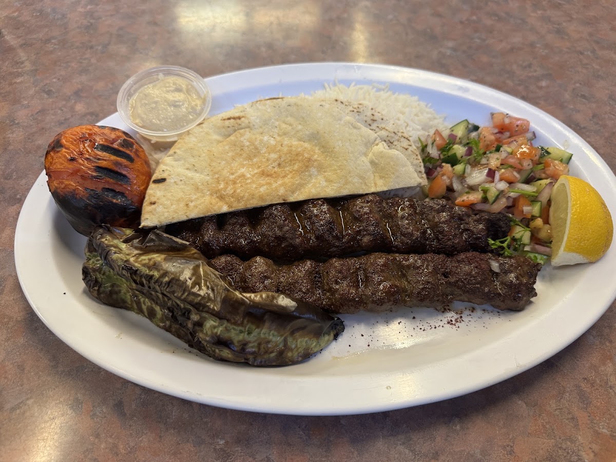 3 Sisters Restaurant