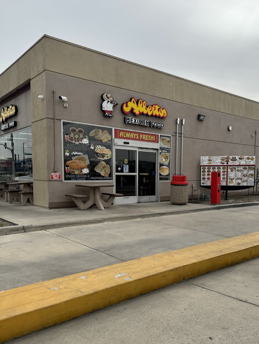 Albertos Mexican Food